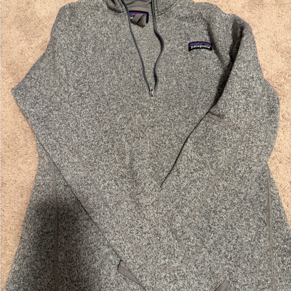 Patagonia Women’s better 1/4 zip up sweater